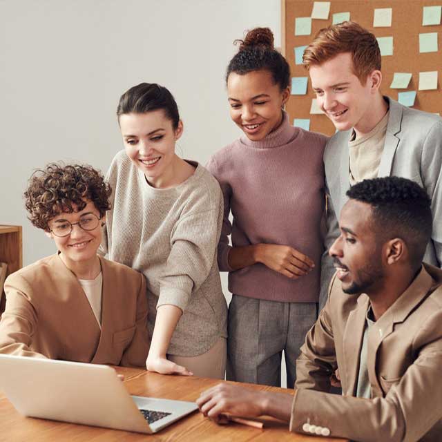 Kurumsal tech startup team member